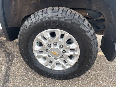 2021 Chevrolet Silverado 3500 HD Crew Cab Standard Box 4-Wheel Drive LT