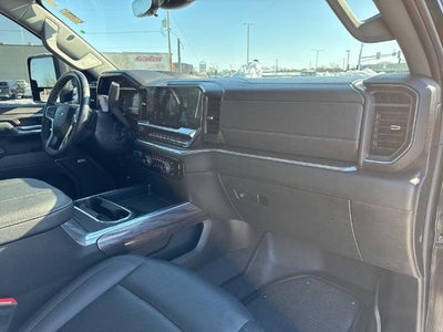 2024 Chevrolet Silverado 3500 HD Crew Cab Standard Box 4-Wheel Drive LTZ