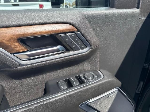 2024 Chevrolet Silverado 3500 HD Crew Cab Standard Box 4-Wheel Drive High Country