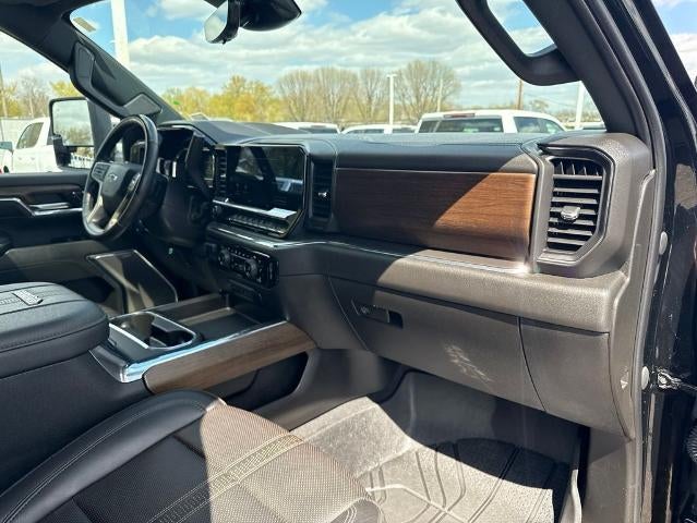 2024 Chevrolet Silverado 3500 HD Crew Cab Standard Box 4-Wheel Drive High Country