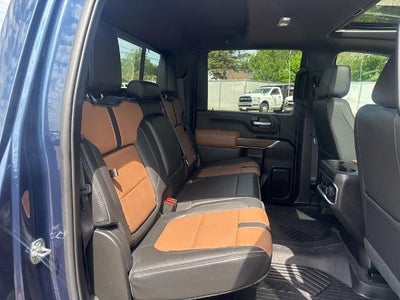 2023 Chevrolet Silverado 3500 HD Crew Cab Standard Box 4-Wheel Drive High Country