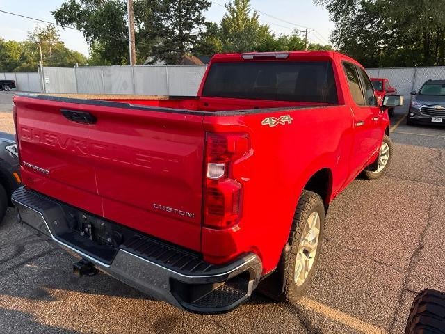 Used 2023 Chevrolet Silverado 1500 Custom with VIN 1GCPDBEK2PZ260852 for sale in St. Cloud, Minnesota