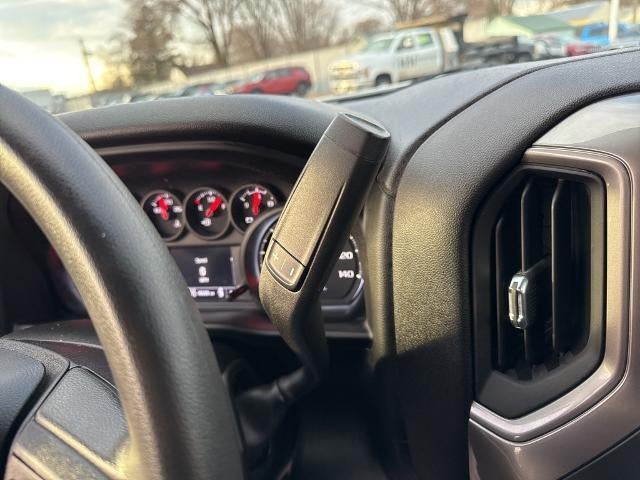 2023 Chevrolet Silverado 1500 Crew Cab Short Box 4-Wheel Drive Custom