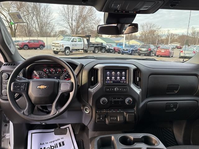 2023 Chevrolet Silverado 1500 Crew Cab Short Box 4-Wheel Drive Custom
