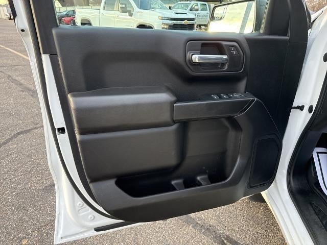 2023 Chevrolet Silverado 1500 Crew Cab Short Box 4-Wheel Drive Custom