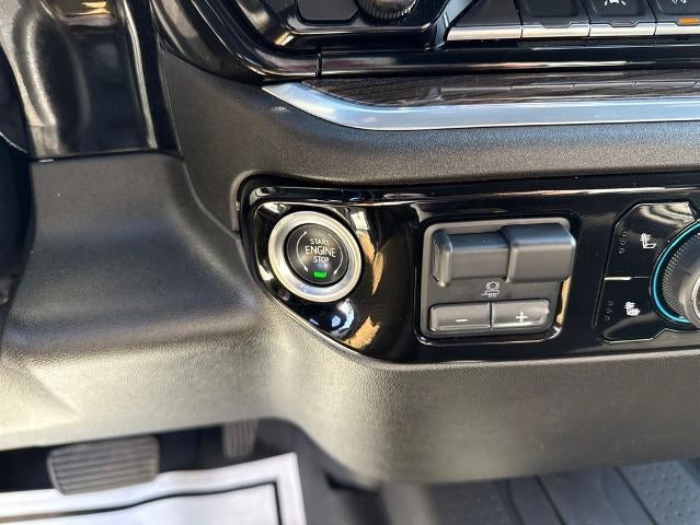 2022 Chevrolet Silverado 1500 Crew Cab Short Box 4-Wheel Drive LT 1LT