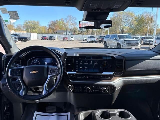 2022 Chevrolet Silverado 1500 Crew Cab Short Box 4-Wheel Drive LT 1LT