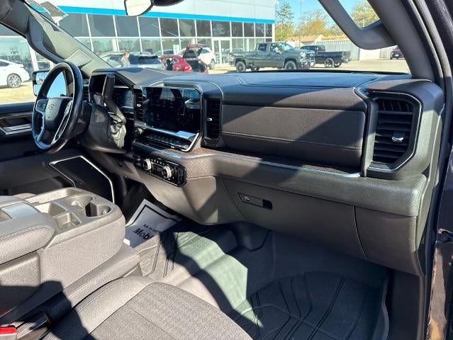 2022 Chevrolet Silverado 1500 Crew Cab Short Box 4-Wheel Drive LT 1LT