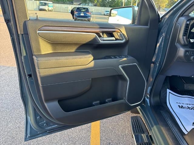 2025 Chevrolet Silverado 1500 Crew Cab Short Box 4-Wheel Drive LT 2FL