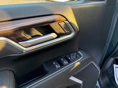 2025 Chevrolet Silverado 1500 Crew Cab Short Box 4-Wheel Drive LT 2FL