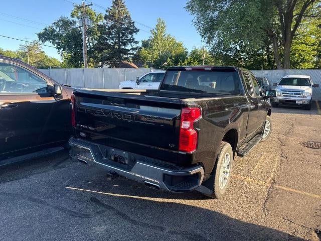 Used 2022 Chevrolet Silverado 1500 Limited LT with VIN 1GCRYDED7NZ209578 for sale in St. Cloud, Minnesota
