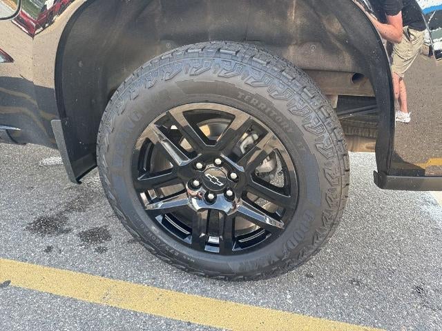 2023 Chevrolet Silverado 1500 Crew Cab Short Box 4-Wheel Drive RST
