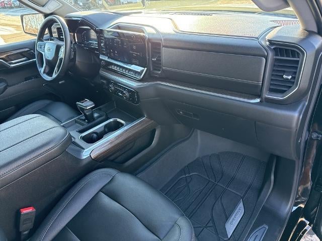 2023 Chevrolet Silverado 1500 Crew Cab Short Box 4-Wheel Drive RST