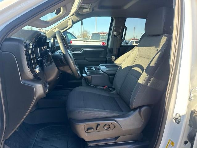 2023 Chevrolet Silverado 1500 Crew Cab Short Box 4-Wheel Drive RST