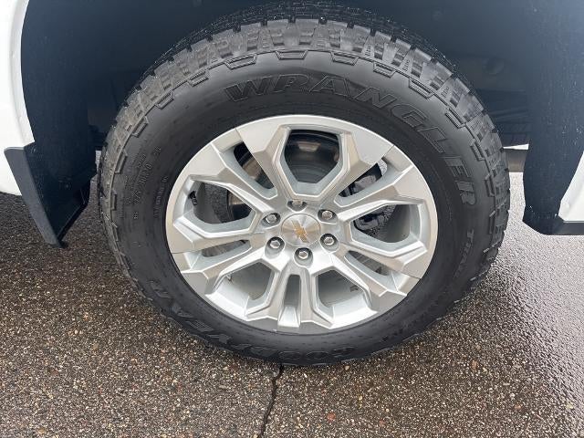 2024 Chevrolet Silverado 1500 Crew Cab Standard Box 4-Wheel Drive LTZ