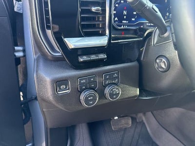 2024 Chevrolet Silverado 1500 Crew Cab Short Box 4-Wheel Drive High Country