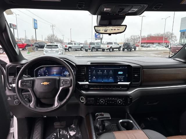 2024 Chevrolet Silverado 1500 Crew Cab Short Box 4-Wheel Drive High Country