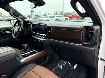 2024 Chevrolet Silverado 1500 Crew Cab Short Box 4-Wheel Drive High Country