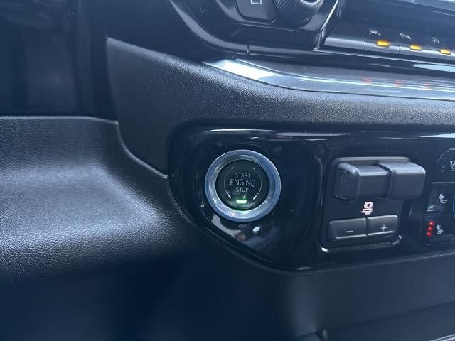 2025 Chevrolet Silverado 1500 Crew Cab Standard Box 4-Wheel Drive High Country