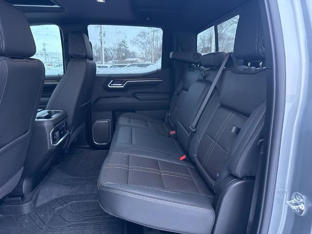 2025 Chevrolet Silverado 1500 Crew Cab Standard Box 4-Wheel Drive High Country