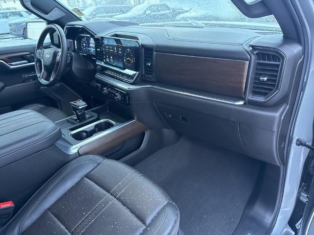 2025 Chevrolet Silverado 1500 Crew Cab Standard Box 4-Wheel Drive High Country