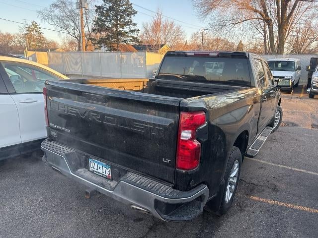 Used 2019 Chevrolet Silverado 1500 LT with VIN 1GCUYDED5KZ357802 for sale in St. Cloud, Minnesota