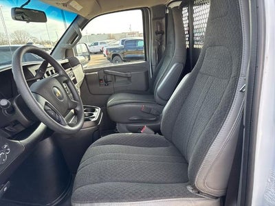 2024 Chevrolet Express Cargo 2500 2500 Regular Wheelbase Rear-Wheel Drive