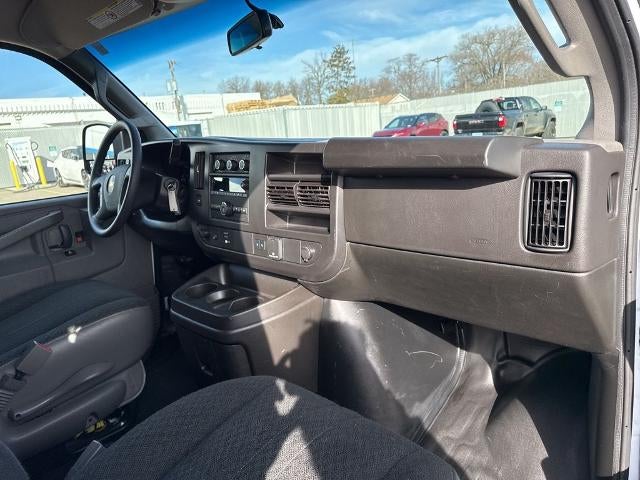 2024 Chevrolet Express Cargo 2500 2500 Regular Wheelbase Rear-Wheel Drive