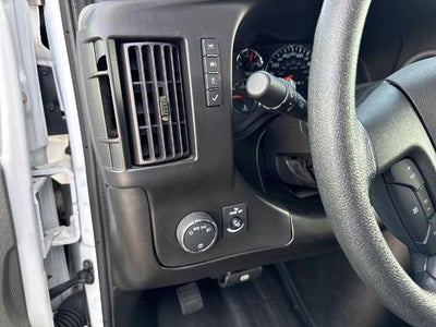 2024 Chevrolet Express Cargo 2500 2500 Regular Wheelbase Rear-Wheel Drive