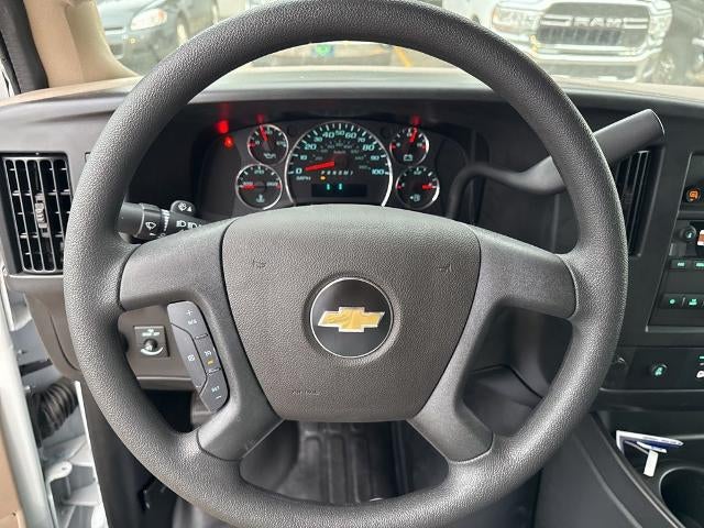 2025 Chevrolet Express Cargo 2500 Extended Wheelbase Rear-Wheel Drive