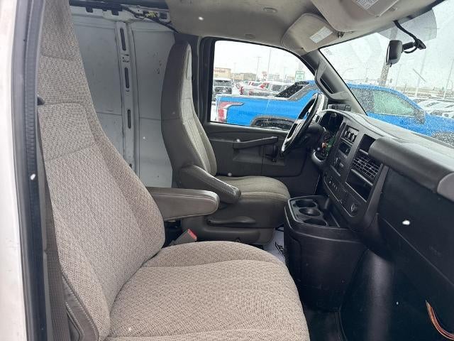 2017 Chevrolet Express Cargo 3500 Base