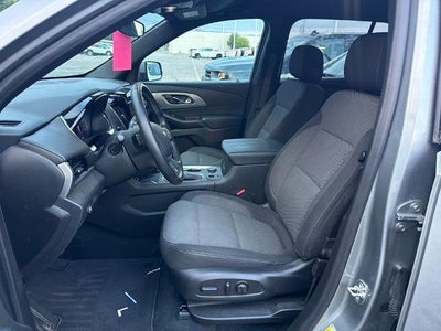 2024 Chevrolet Traverse Limited LT Cloth