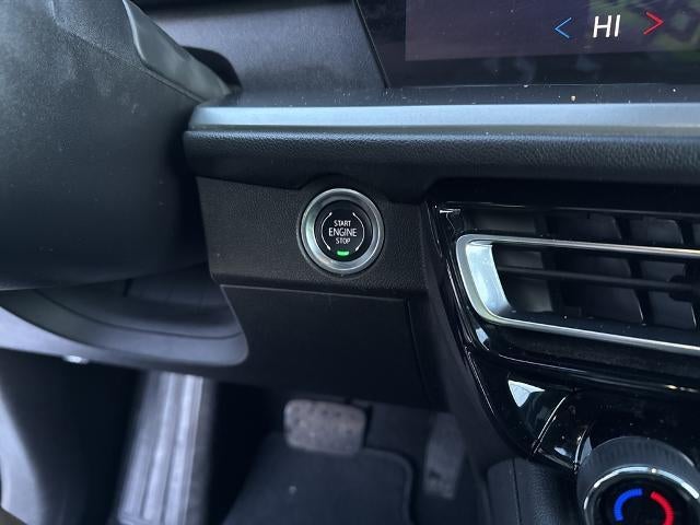 2024 Chevrolet Traverse LT w/2LT