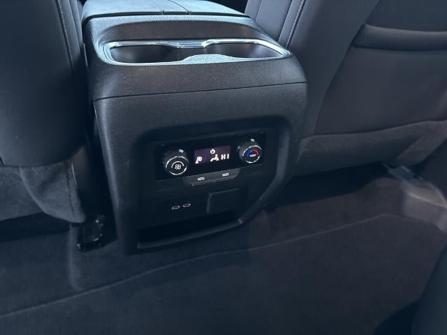 2024 Chevrolet Traverse LT w/2LT