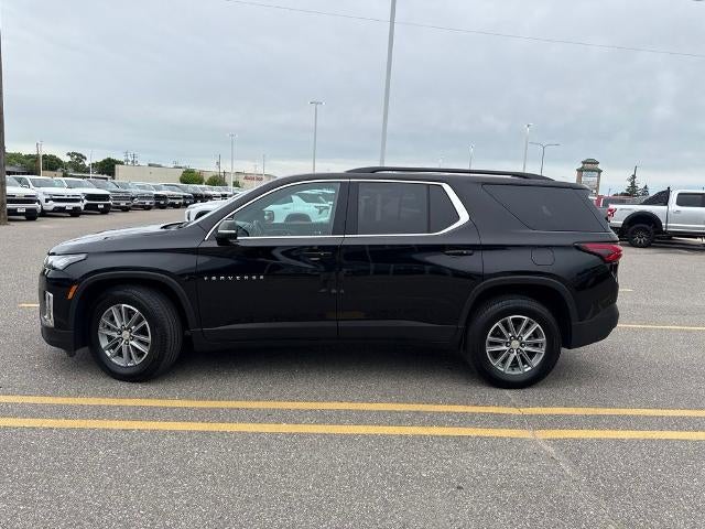 Used 2022 Chevrolet Traverse 1LT with VIN 1GNEVGKW6NJ172656 for sale in St. Cloud, Minnesota