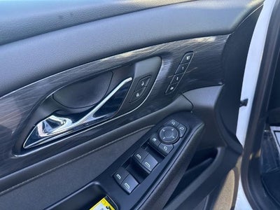 2023 Chevrolet Traverse AWD 2LZ