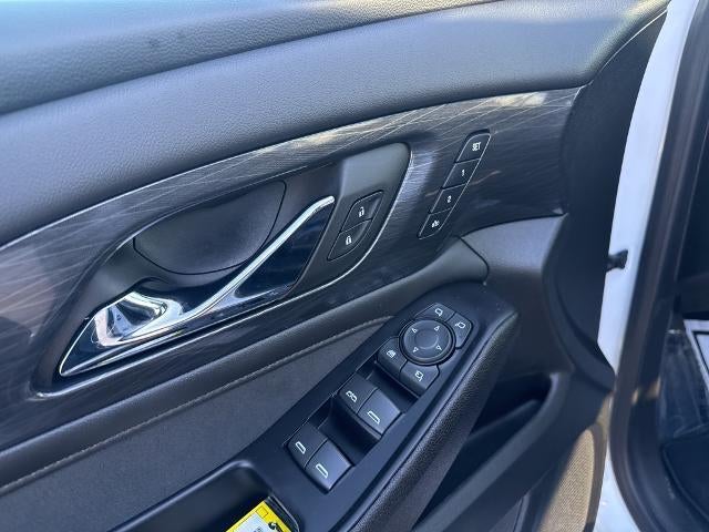 2023 Chevrolet Traverse AWD 2LZ