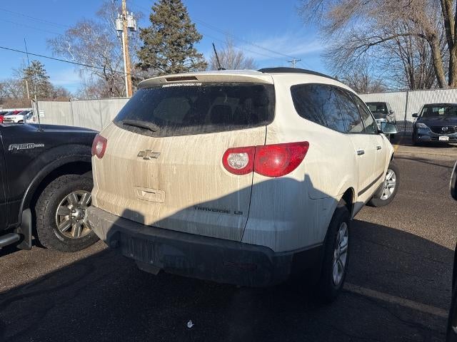 Used 2012 Chevrolet Traverse LS with VIN 1GNKREED8CJ153514 for sale in St. Cloud, Minnesota