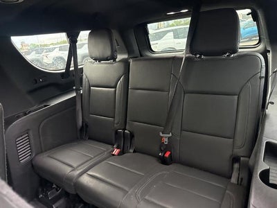 2022 Chevrolet Suburban 4WD LT