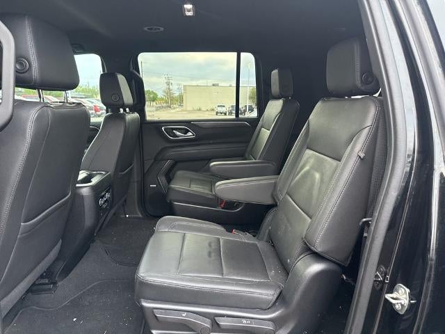 2022 Chevrolet Suburban 4WD LT