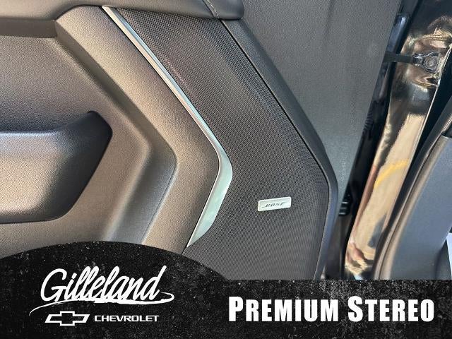 2022 Chevrolet Suburban 4WD LT