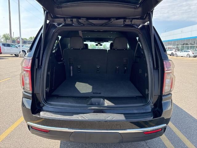 2022 Chevrolet Suburban 4WD LT