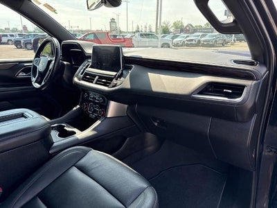 2022 Chevrolet Suburban 4WD LT