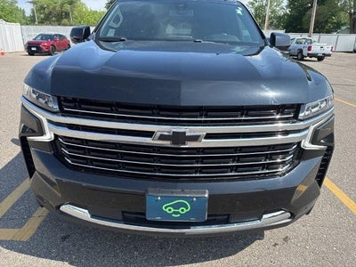 2022 Chevrolet Suburban 4WD LT