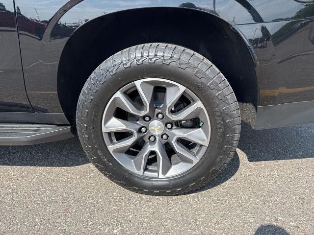 2022 Chevrolet Suburban 4WD LT
