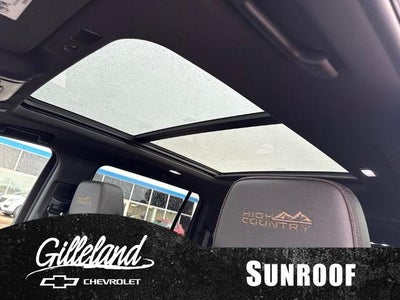 2023 Chevrolet Suburban High Country