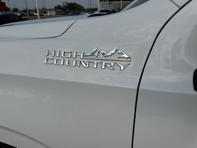 2021 Chevrolet Suburban High Country