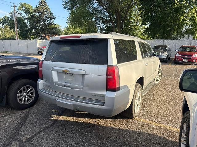 Used 2020 Chevrolet Suburban Premier with VIN 1GNSKJKC7LR216029 for sale in St. Cloud, Minnesota
