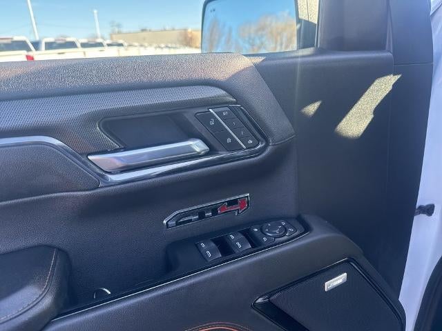 2023 GMC Sierra 1500 Crew Cab Short Box 4-Wheel Drive AT4