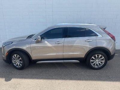 2023 Cadillac XT4 AWD 4dr Premium Luxury